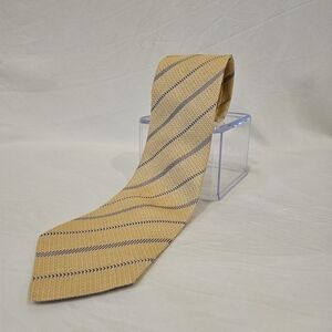 Salvatore Ferragamo Made in Italy Mens Tie